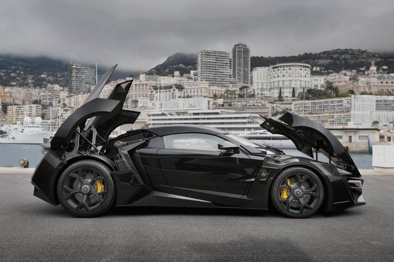 2014 W Motors Lykan Hypersport