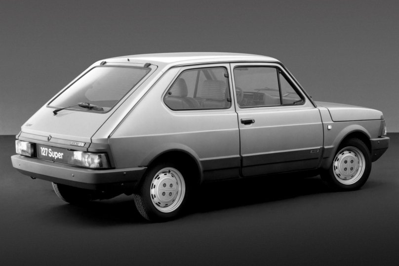 Автомобиль Фиат 127