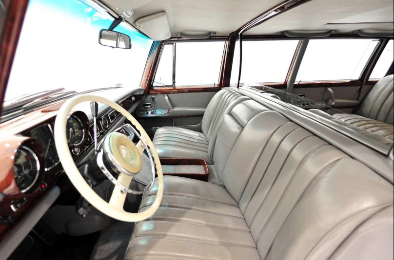 Mercedes-Benz w100 Pullman