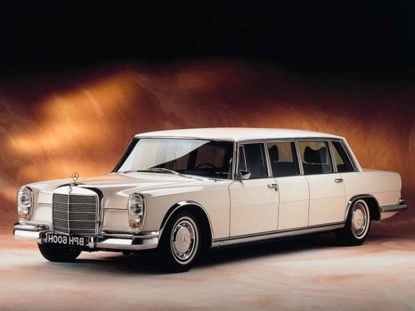 Mercedes-Benz w100 Pullman