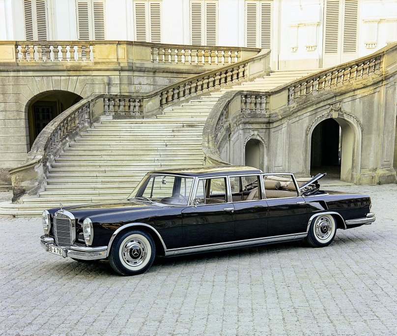 Mercedes 600 Pullman