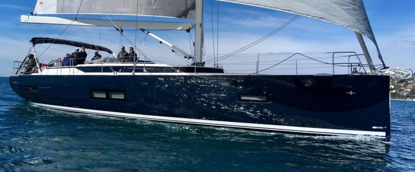 Бавария яхта парусная 57