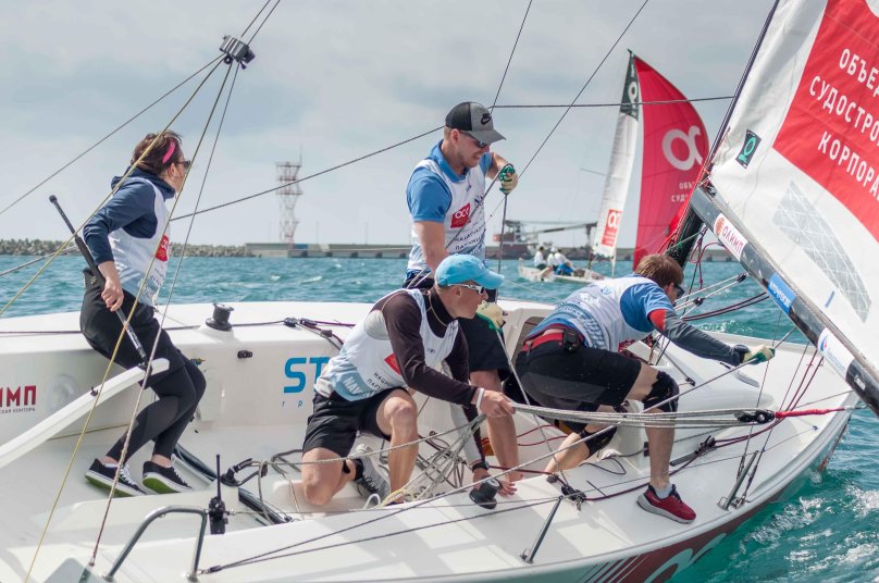 Парусный спорт яхтсмены