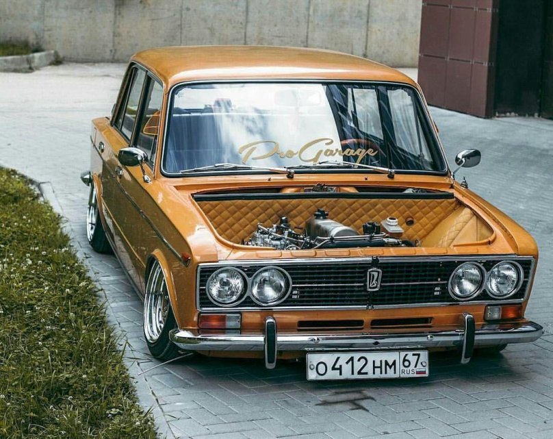 Жигули ВАЗ 2103 классика
