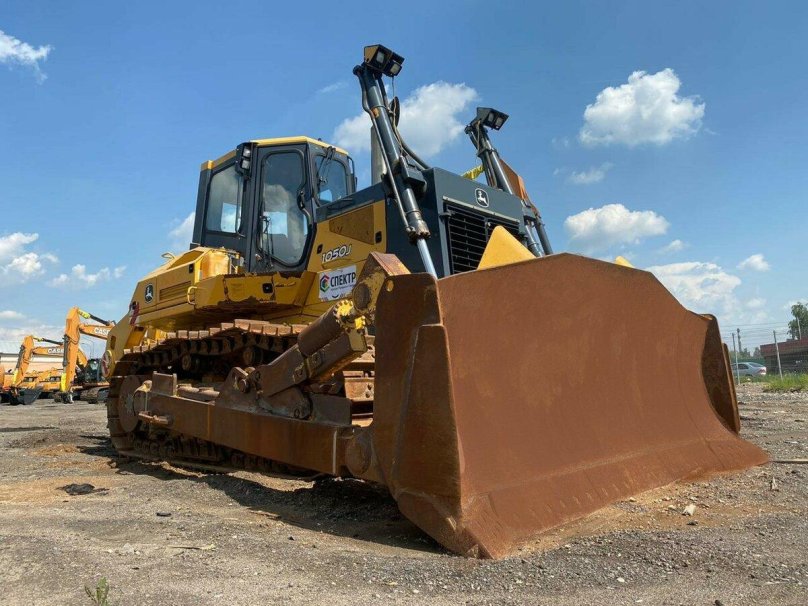 Бульдозер Джон Дир 1050