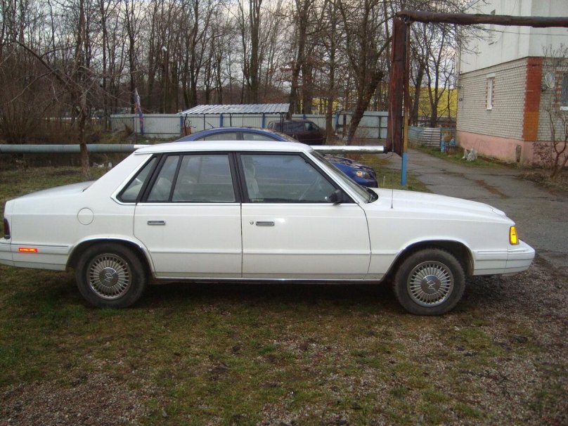Плимут Каравелла 1987