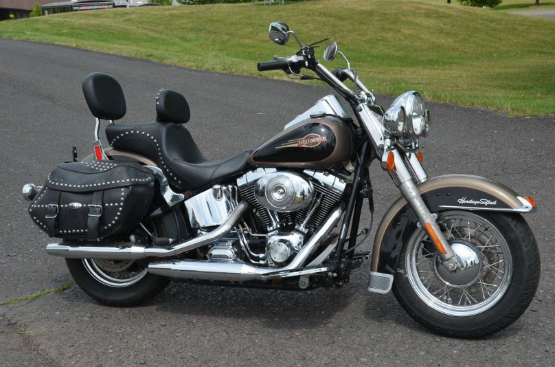 Харлей Девидсон Софтеил харитеч