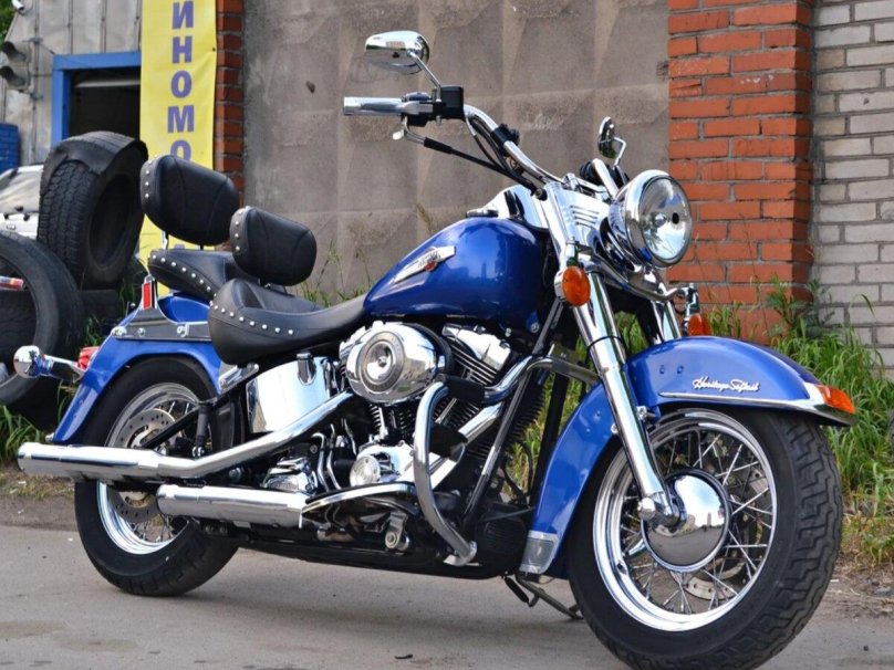 2007 Harley-Davidson FLSTC Heritage Softail Classic