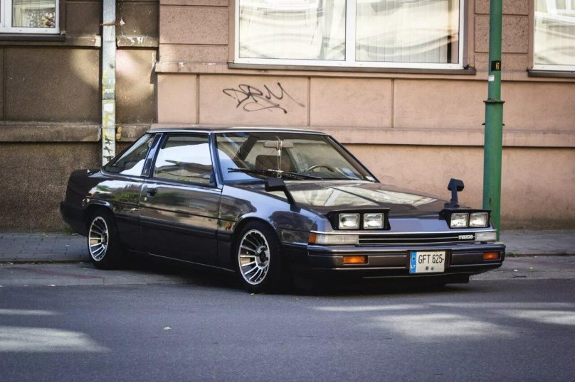 Mazda 929 HB Coupe