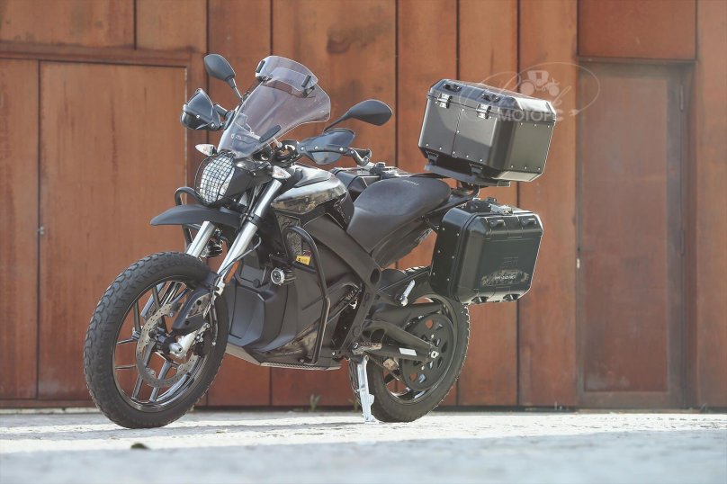 Электромотоцикл Zero DSR