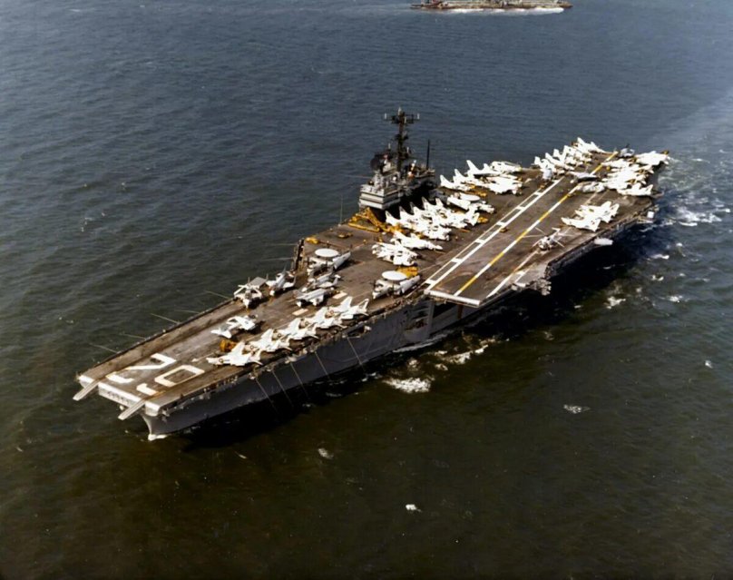 USS CV-62