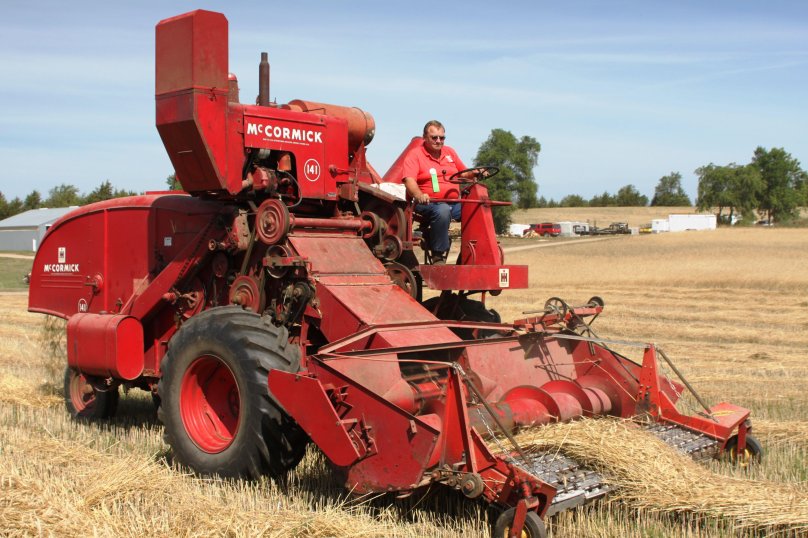 Молотилка самоходная к комбайну