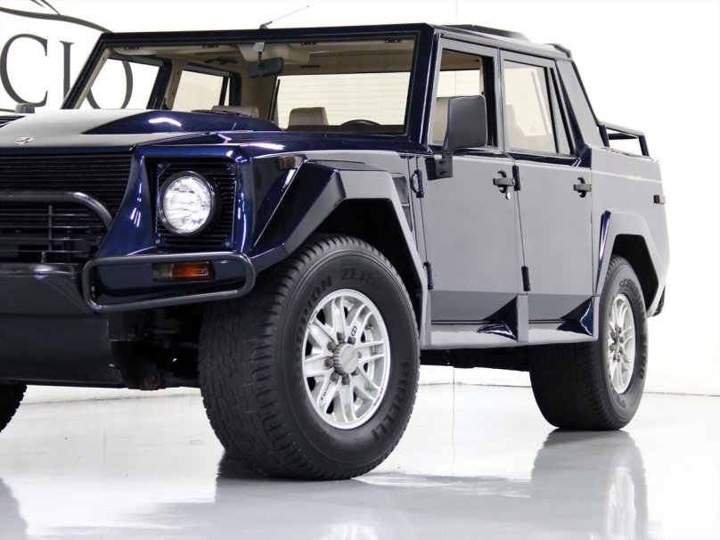 Lamborghini lm002 Interior