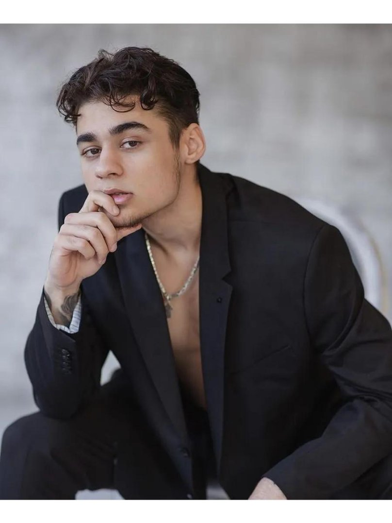 Эмиль Иманов блоггер