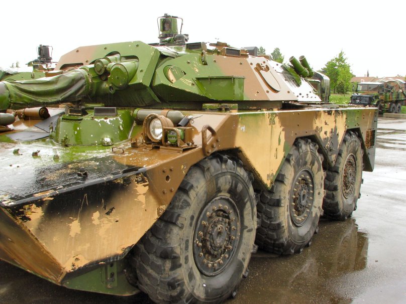 AMX-10rc французский