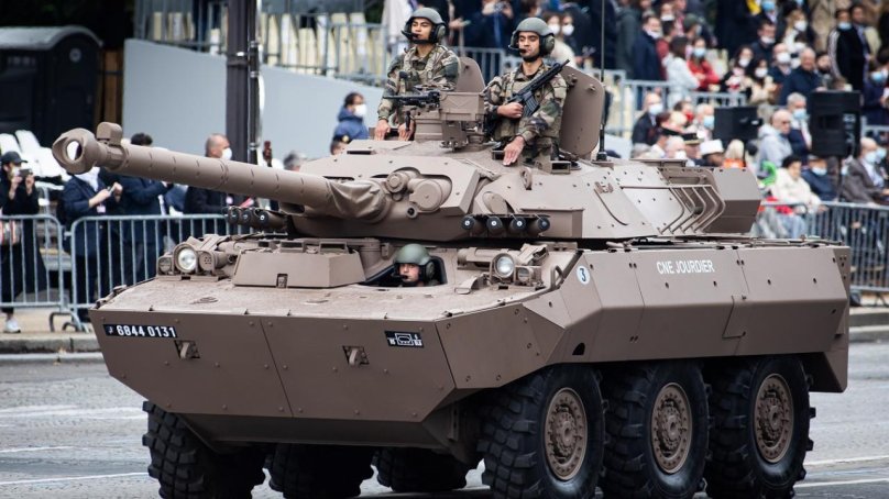 Бронеавтомобили AMX-10rc