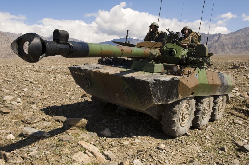 Колесные танки AMX-10 RC