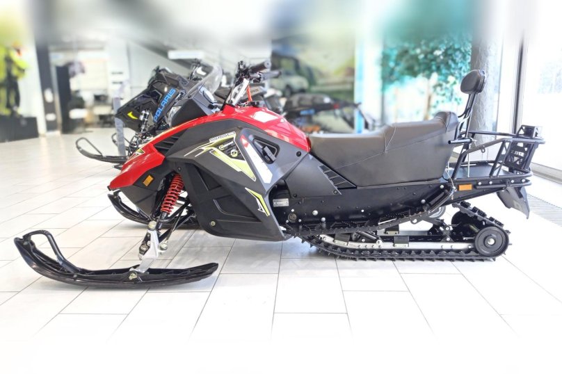 Снегоход стелс 150