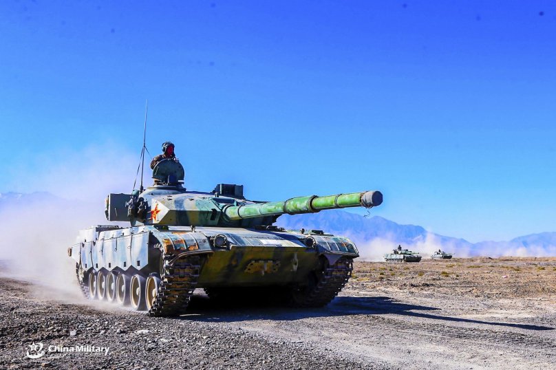 Китай БМП ZBD 2000