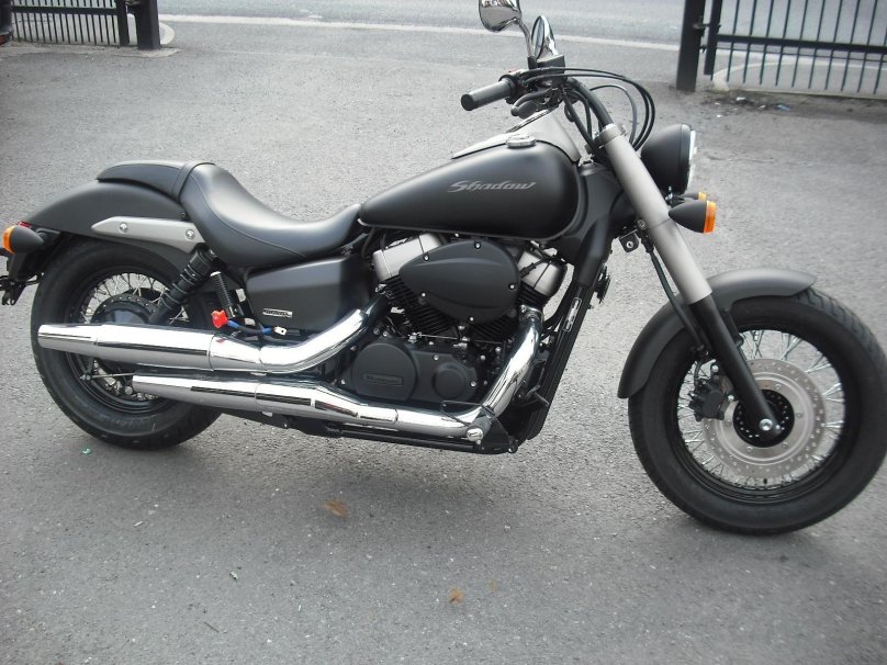 Honda Shadow 750 Black Spirit