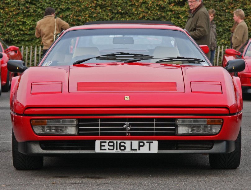 Феррари 328 салон