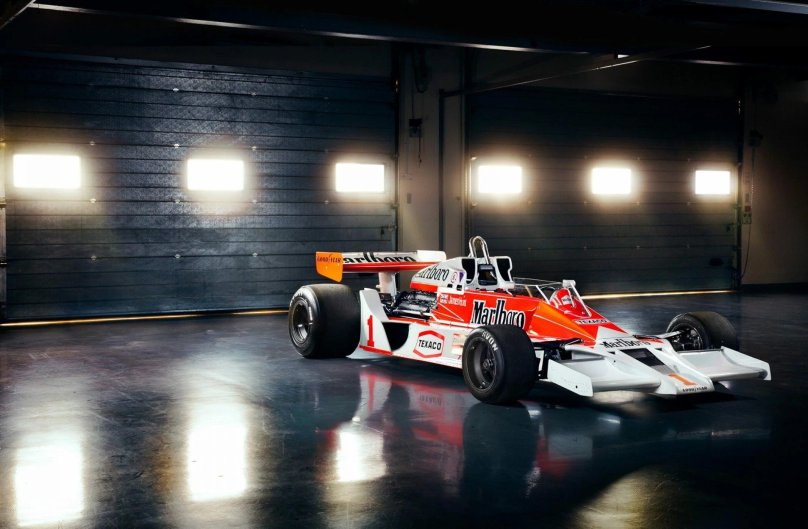 Макларен м 26