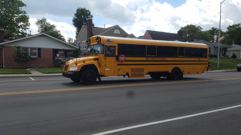 Кладбище школьных автобусов