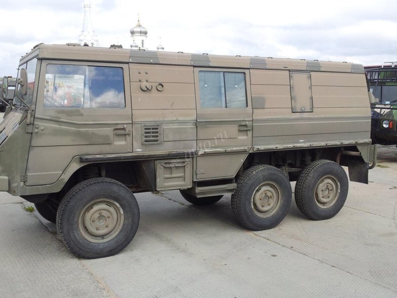 Puch Pinzgauer 2.5 МТ,