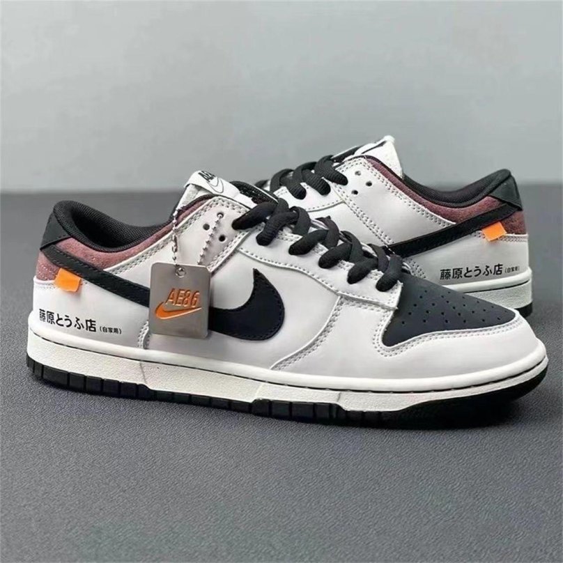 Кроссовки Nike SB Dunk Low Toyota ae86