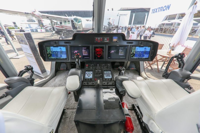Bell 525 Relentless салон