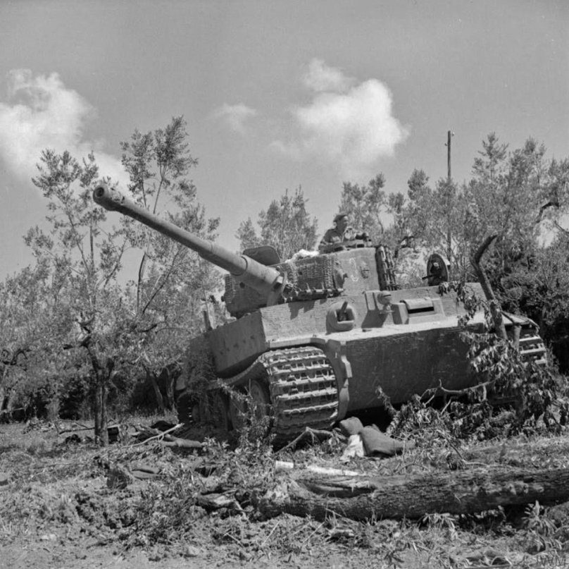 Танк тигр 1944