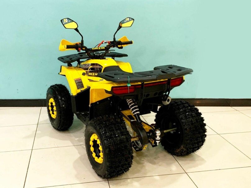 Bison 320 4x4 квадроцикл