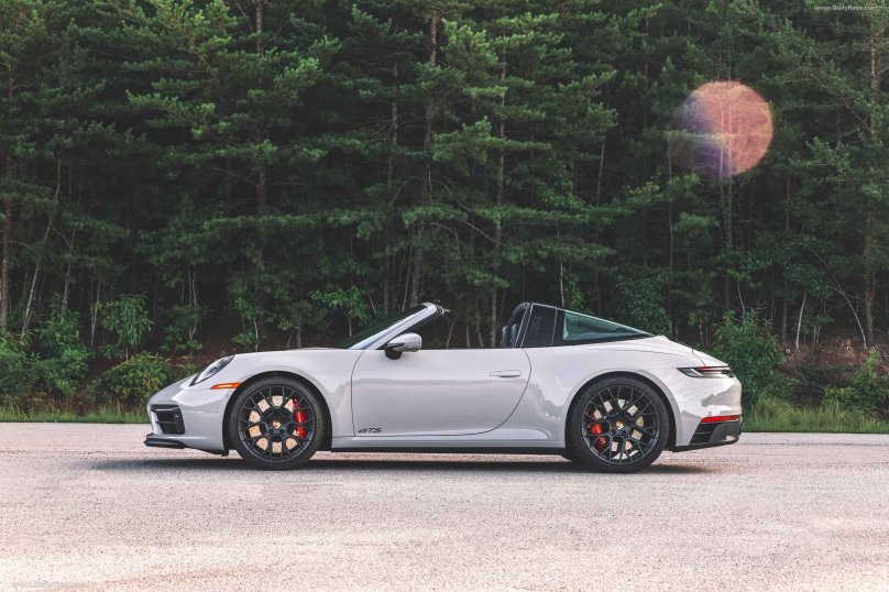 Porsche 911 Targa 4 GTS 2022