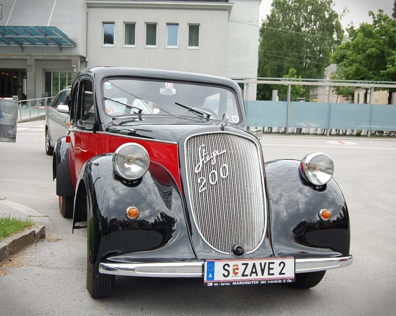 Штайр Даймлер