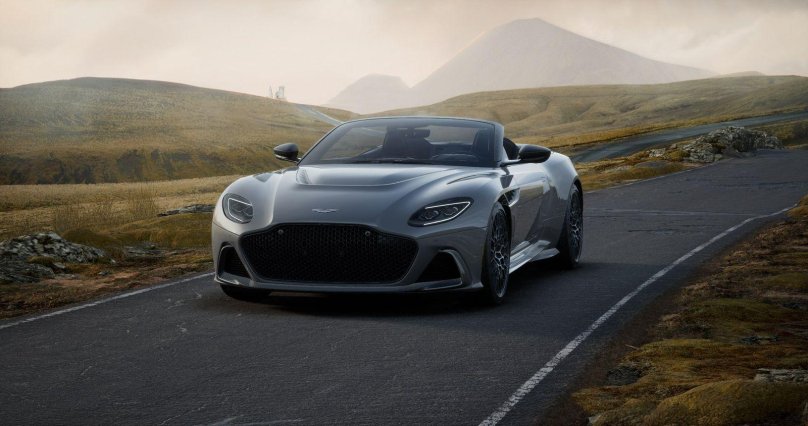 Астон Мартин DBS 770