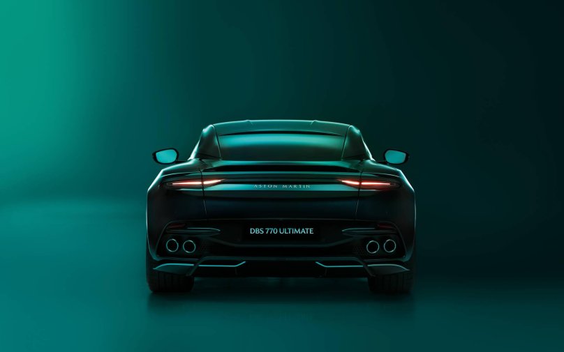 Aston Martin DBS 770 Ultimate 2023