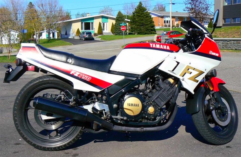 Ямаха fz750 1990