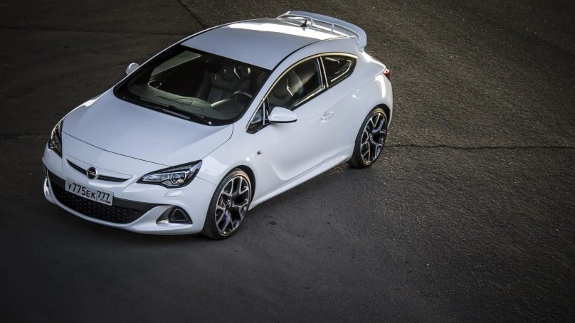 Opel Astra GTC