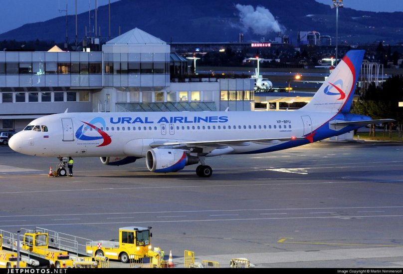 Самолёт Аэробус а320 Уральские авиалинии