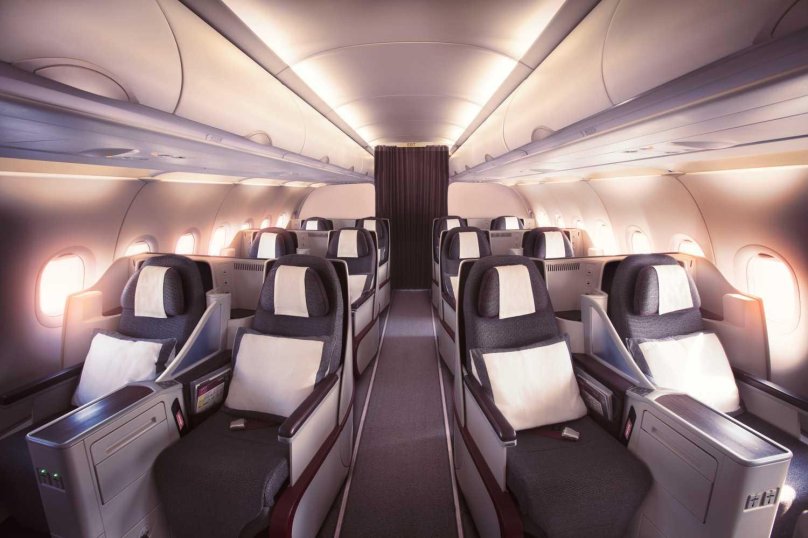 Airbus a320 Qatar салон