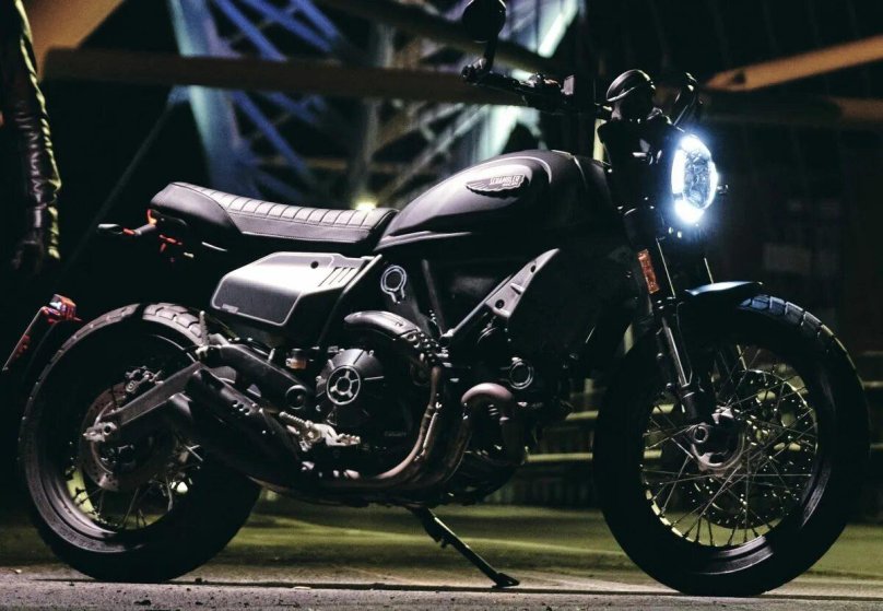 Ducati Scrambler Nightshift 2021