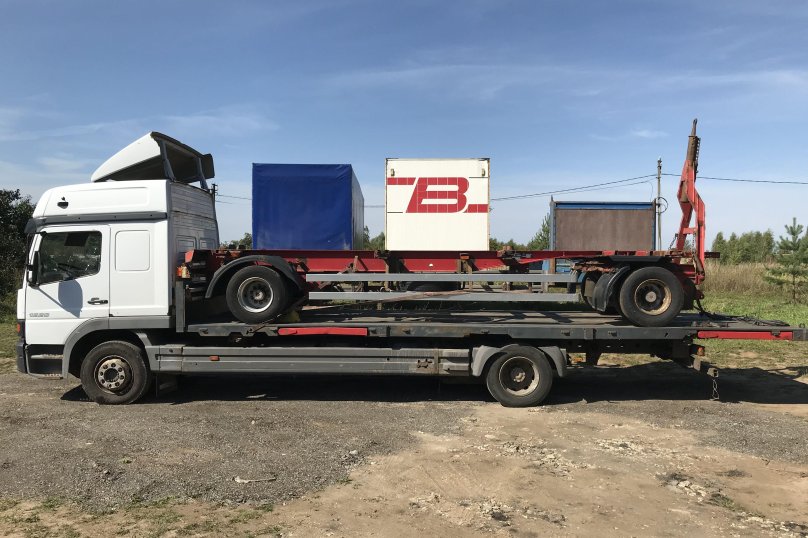 Мерседес 1228