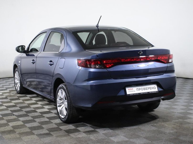 Седан Tara Iran Khodro