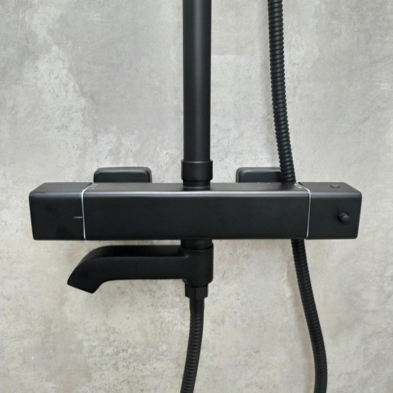 Душевой комплект Rea Fenix Black mat