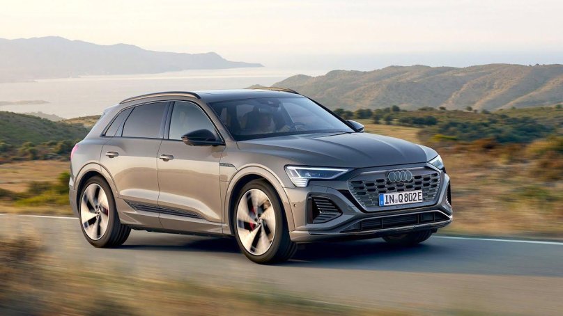 Audi q8 Etron