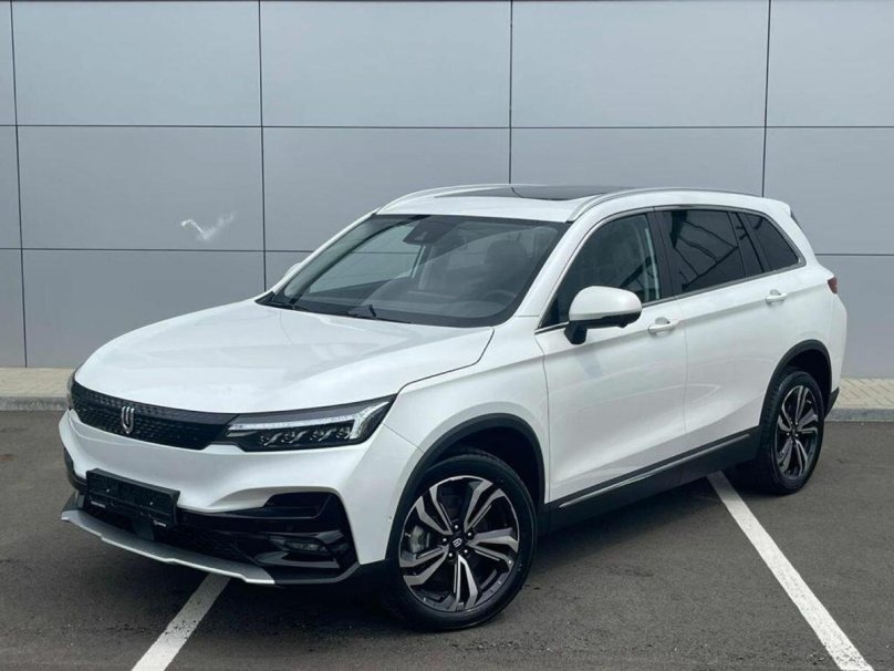 Exeed LX 2019 белый