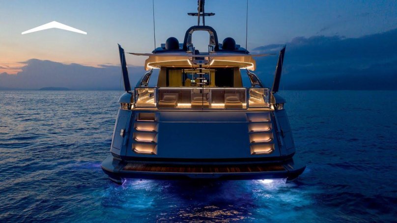 Яхта Азимут s8