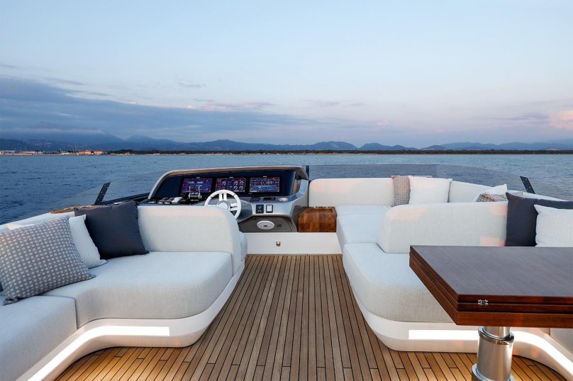 Яхта Azimut grande