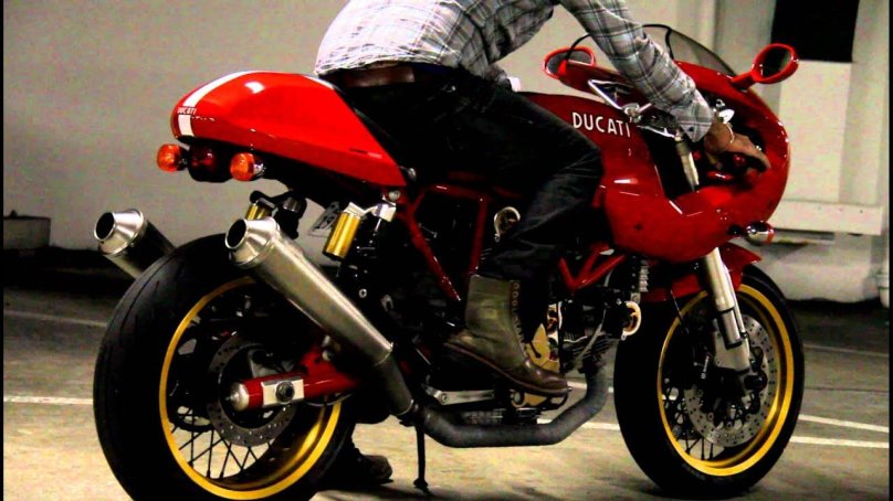 Ducati Sport 1000s