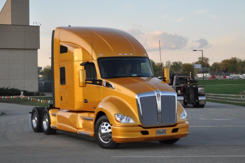 Кенворт 680 Custom